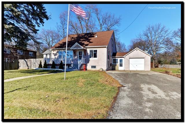 528 E Lincoln Ave., Hinckley, IL 60520