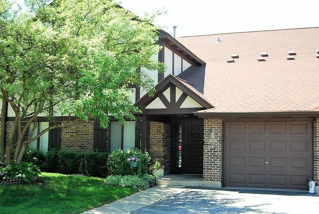 1082 Creekside Ct. #1BR, Wheeling, IL 60090