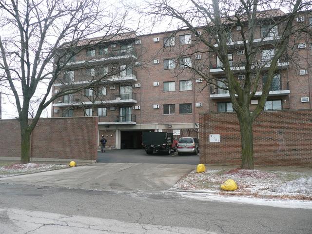 2320 N Nordica Ave. #310D, Chicago, IL 60707