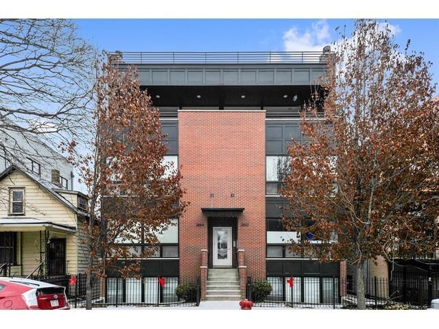 2862 W Lyndale St. #2E, Chicago, IL 60618