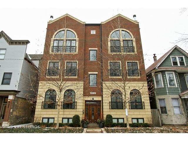 3214 N Ravenswood Ave. #2S, Chicago, IL 60657
