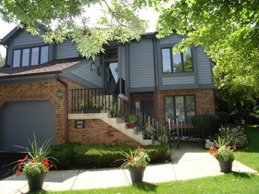 1009 Mistwood Ln., Downers Grove, IL 60515