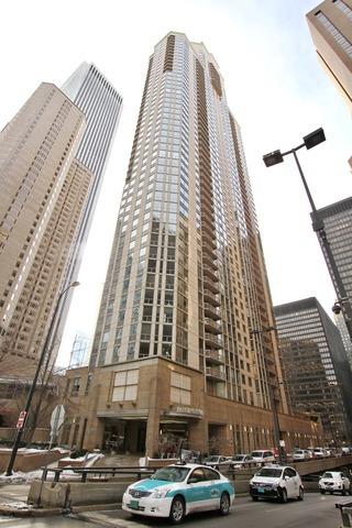 222 N Columbus Dr. #2702, Chicago, IL 60601