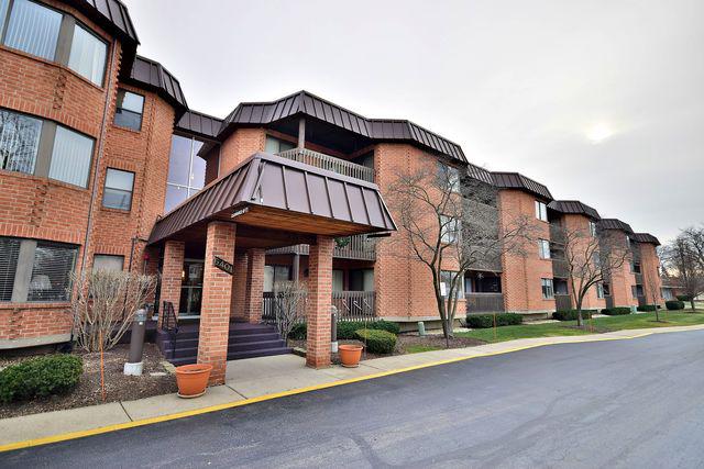 6401 Clarendon Hills Rd. #115, Willowbrook, IL 60527