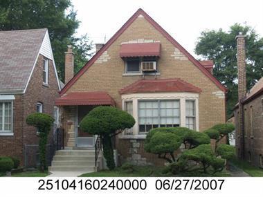 10228 S St Lawrence Ave., Chicago, IL 60628
