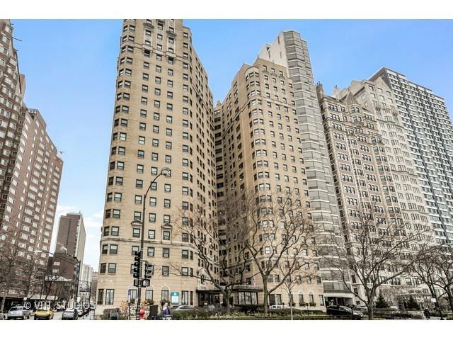 1400 N Lake Shore Dr. #12G, Chicago, IL 60610