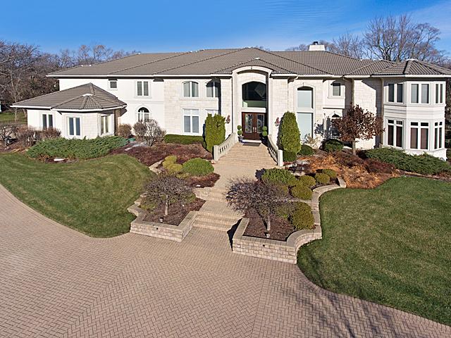 21 Ashton Dr., Burr Ridge, IL 60527