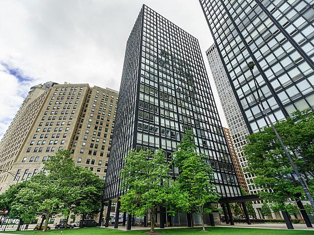 860 N Lake Shore Dr. #13L, Chicago, IL 60611