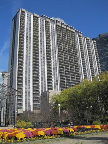 400 E Randolph St. #3716, Chicago, IL 60601
