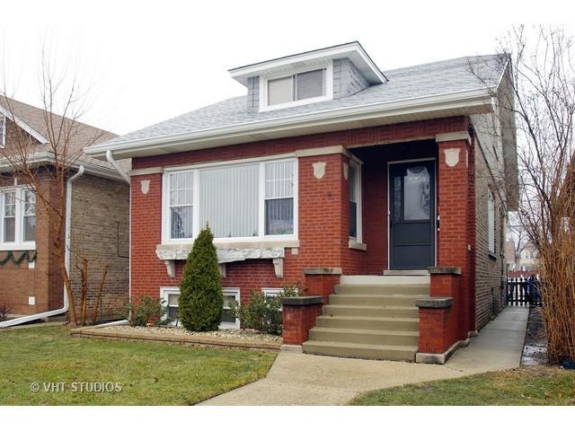 5728 W Eastwood Ave., Chicago, IL 60630