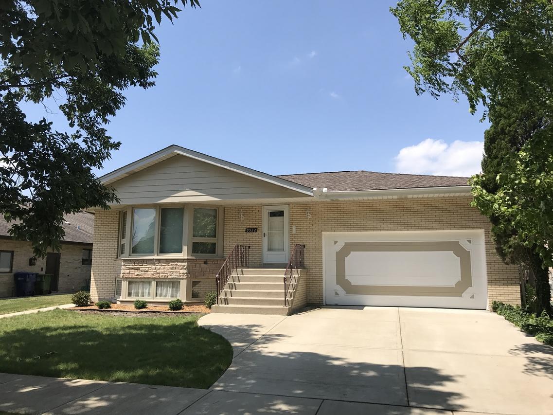 9532 S Kolmar Ave., Oak Lawn, IL 60453