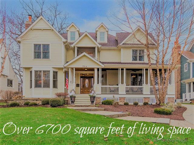 704 Maple Ave., Downers Grove, IL 60515