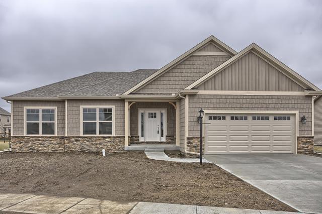 604 Capitol St., Savoy, IL 61874