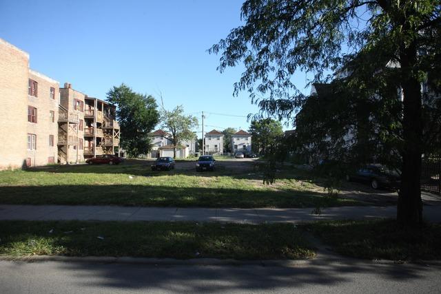 946 W Garfield Blvd., Chicago, IL 60609