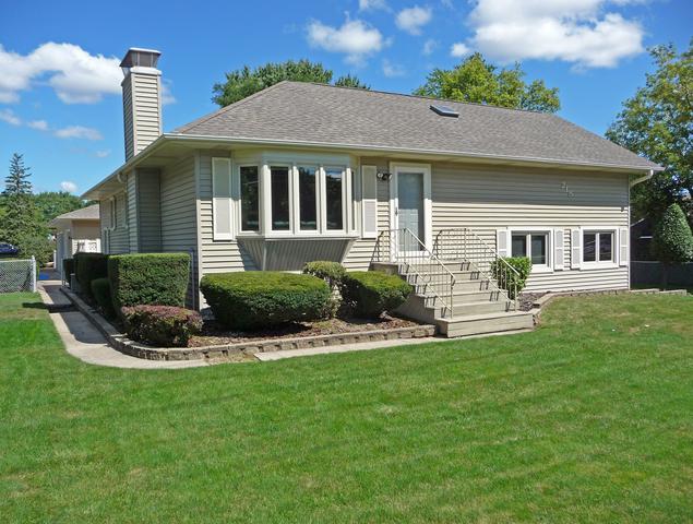 218 W Palatine Rd., Arlington Heights, IL 60004