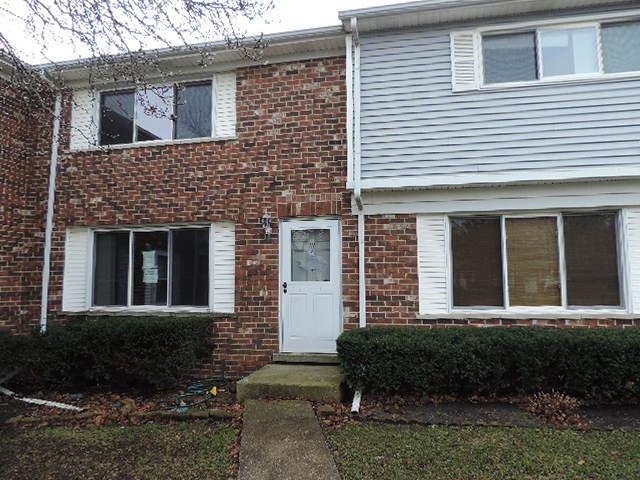 111 Greentree Ct., Bolingbrook, IL 60440