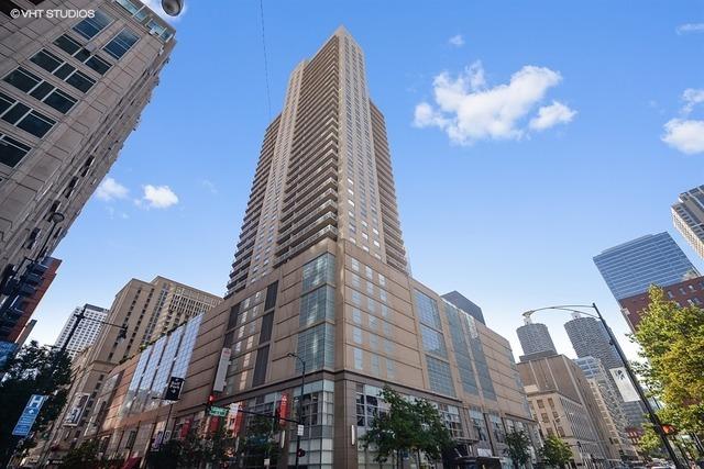 545 N Dearborn St. #W2105, Chicago, IL 60654