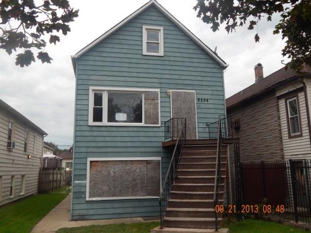 8524 S Kingston Ave., Chicago, IL 60617