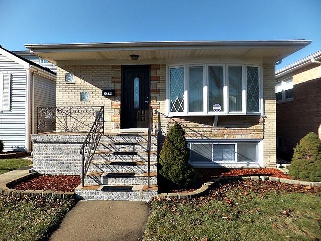 3338 N Ottawa Ave., Chicago, IL 60634