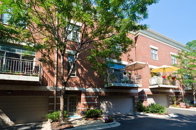 1060 W Chestnut St., Chicago, IL 60642