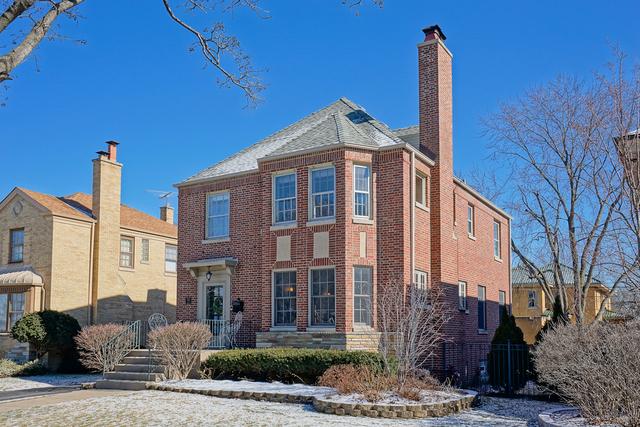 9921 S Seeley Ave., Chicago, IL 60643