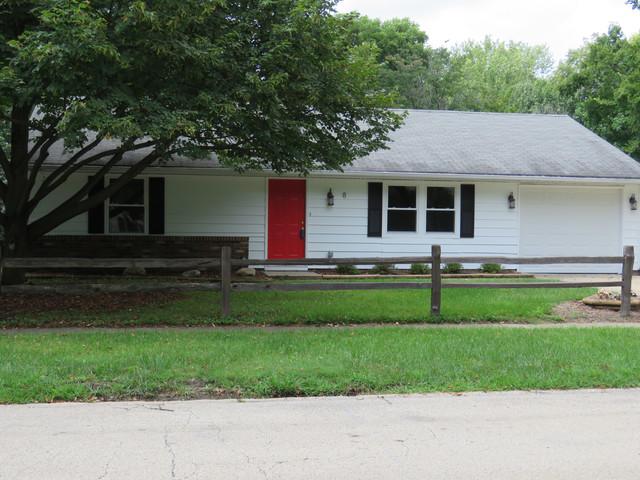 805 Fairoaks Dr., Champaign, IL 61821