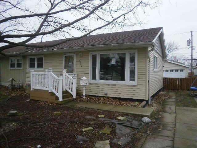 8962 S Main St., Hometown, IL 60456