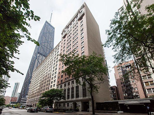 222 E Chestnut St. #12A, Chicago, IL 60611