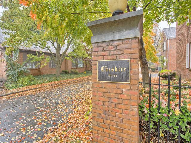 903 Cheshire Dr., Champaign, IL 61821