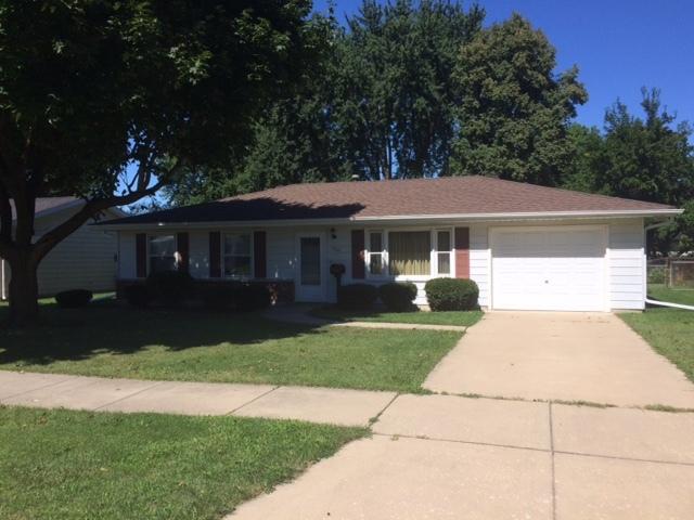 760 Laurel Dr., Aurora, IL 60506
