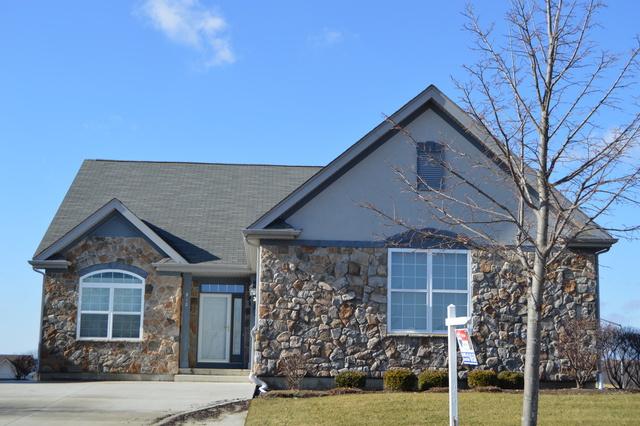 800 Eineke Blvd., Algonquin, IL 60102