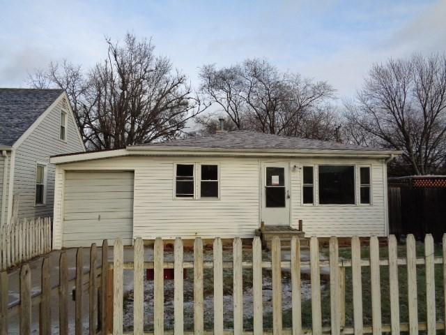 208 Schorie Ave., Joliet, IL 60433
