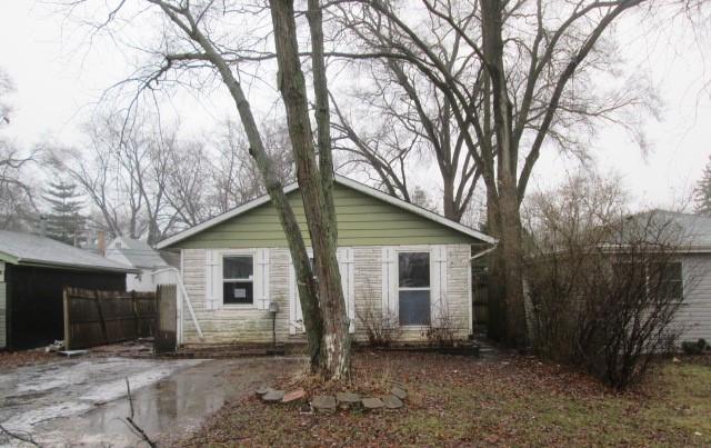 313 Brierhill Dr., Round Lake Park, IL 60073