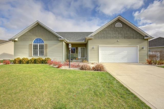 900 Reagan Dr., St. Joseph, IL 61873