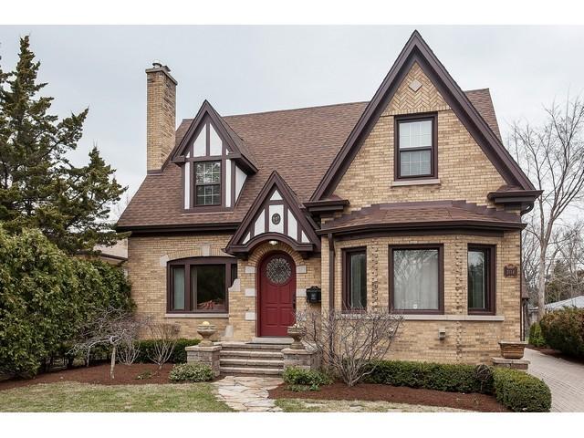 2114 Lake Ave., Wilmette, IL 60091