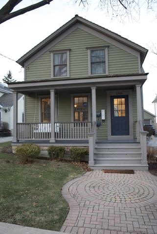 148 W Station St., Barrington, IL 60010