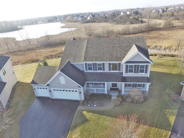 819 Tall Grass Ln., Mundelein, IL 60060