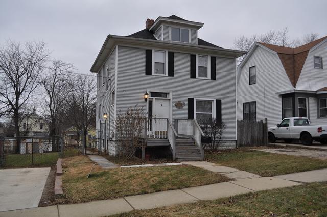 308 Stuart Ave., Aurora, IL 60505