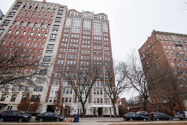 2440 N Lakeview Ave. #2C, Chicago, IL 60614