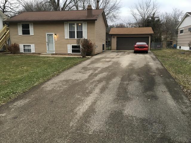 1514 Catalpa Dr., Holiday Hills, IL 60051
