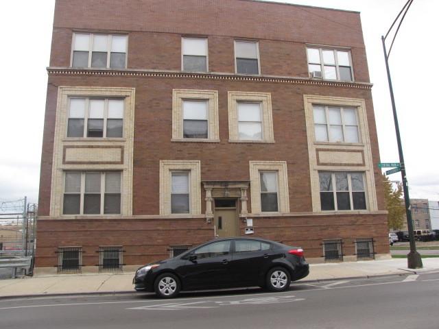 3554 W Flournoy St. #3W, Chicago, IL 60624