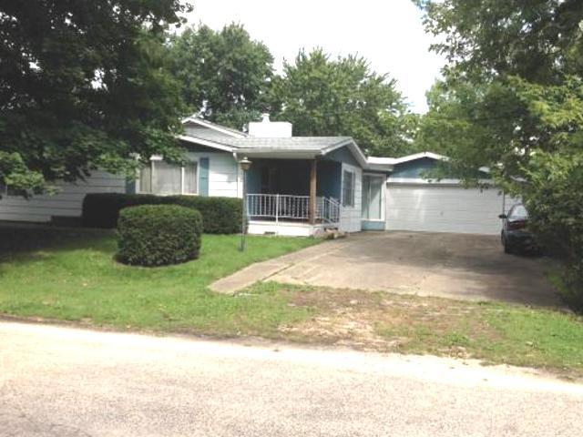 606 W Clark St., Thomasboro, IL 61878