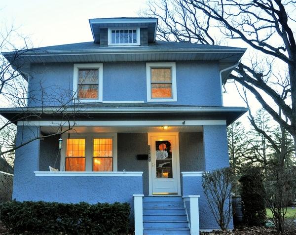 5302 Carpenter St., Downers Grove, IL 60515