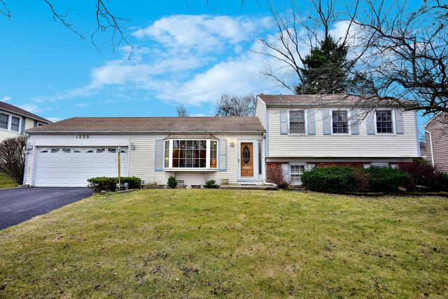 1329 Elmhurst Ln., Schaumburg, IL 60194