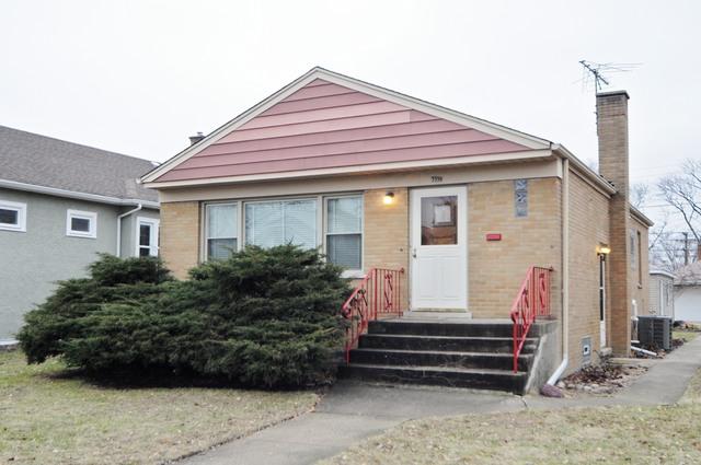 3339 Elm Ave., Brookfield, IL 60513