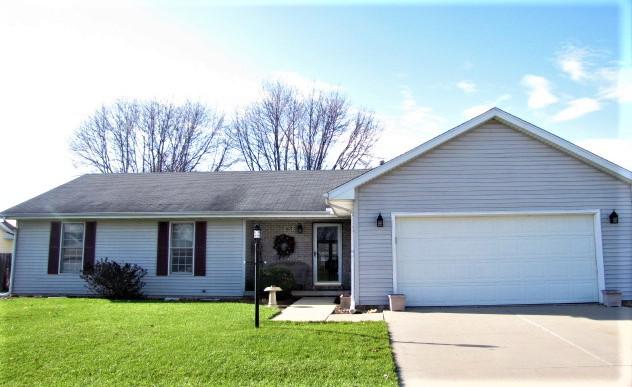 607 Chestnut Dr., St. Joseph, IL 61873