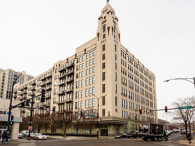 758 N Larrabee St. #828, Chicago, IL 60654