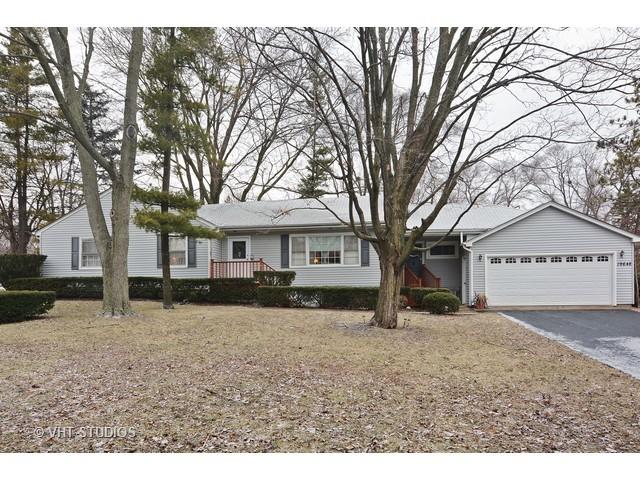 19648 W Martin Dr., Mundelein, IL 60060