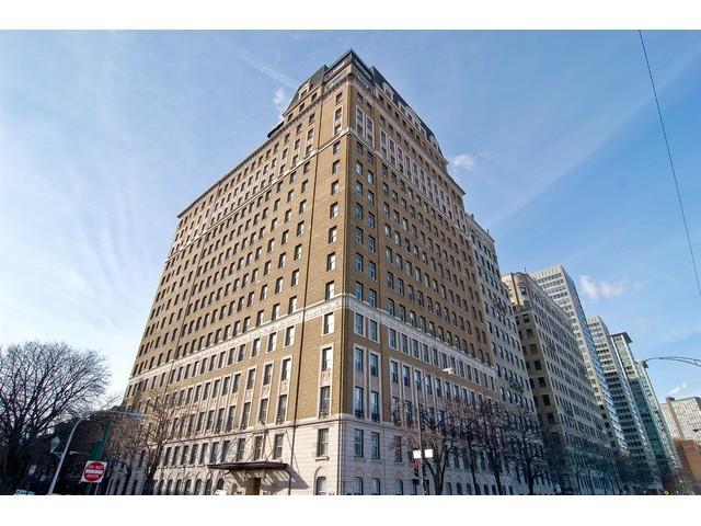 3500 N Lake Shore Dr. #6B, Chicago, IL 60657