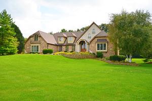 48 N Liberty Dr., South Barrington, IL 60010